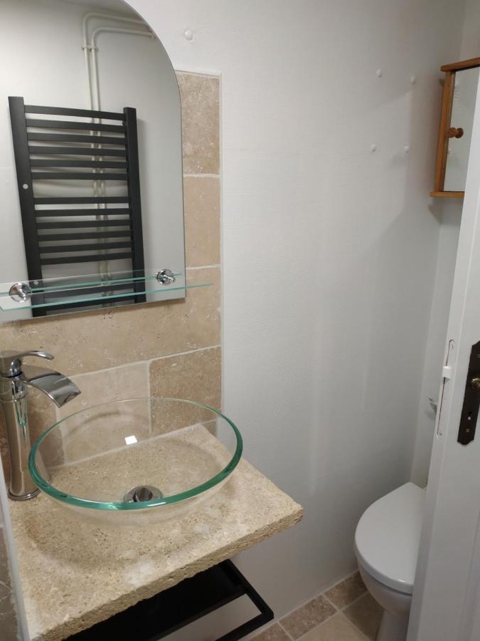 Milhaud Appart 28M2 Avec Jardin Et Parking Prives, Chambre Separee מראה חיצוני תמונה
